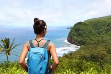 ハワイでのハイキング