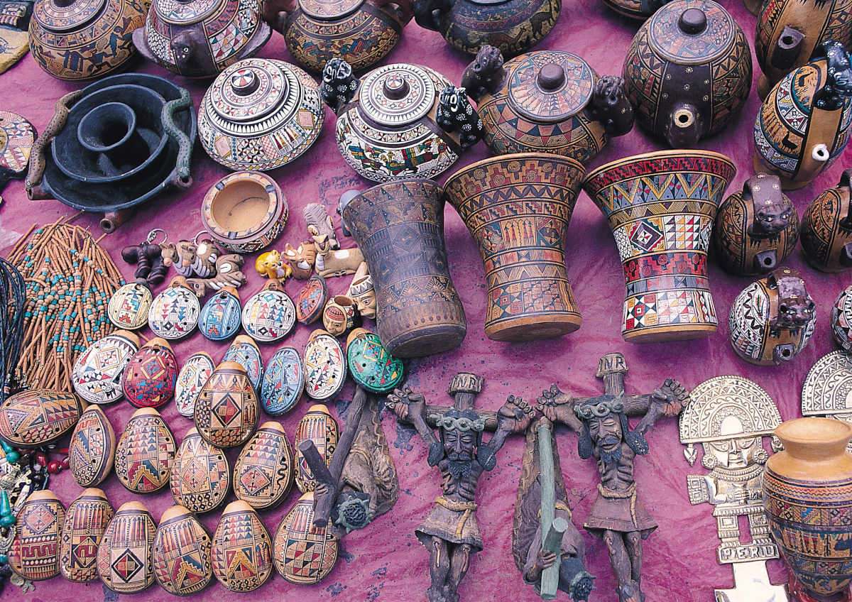 Arts and crafts from Peru
