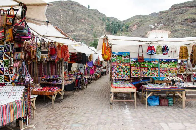 Market in Pisac sacred Valley