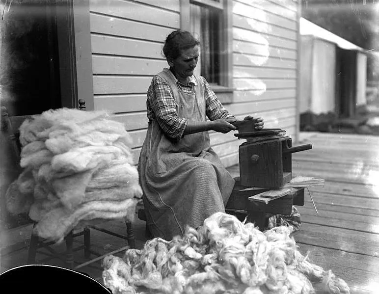 Hand Carding Wool for a Comforter