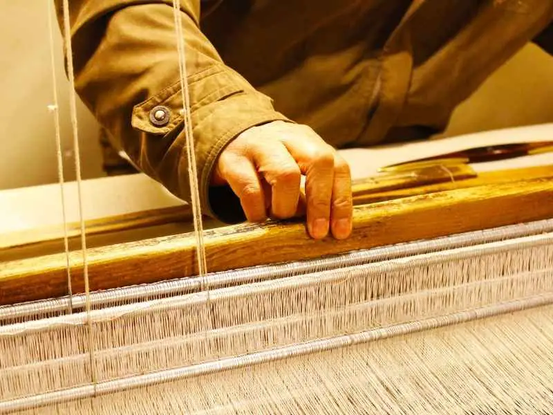 A weaver making Pashmina carpet in Srinagar