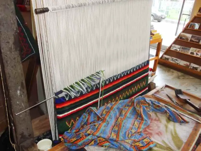 Carpet Weaving - Srinagar