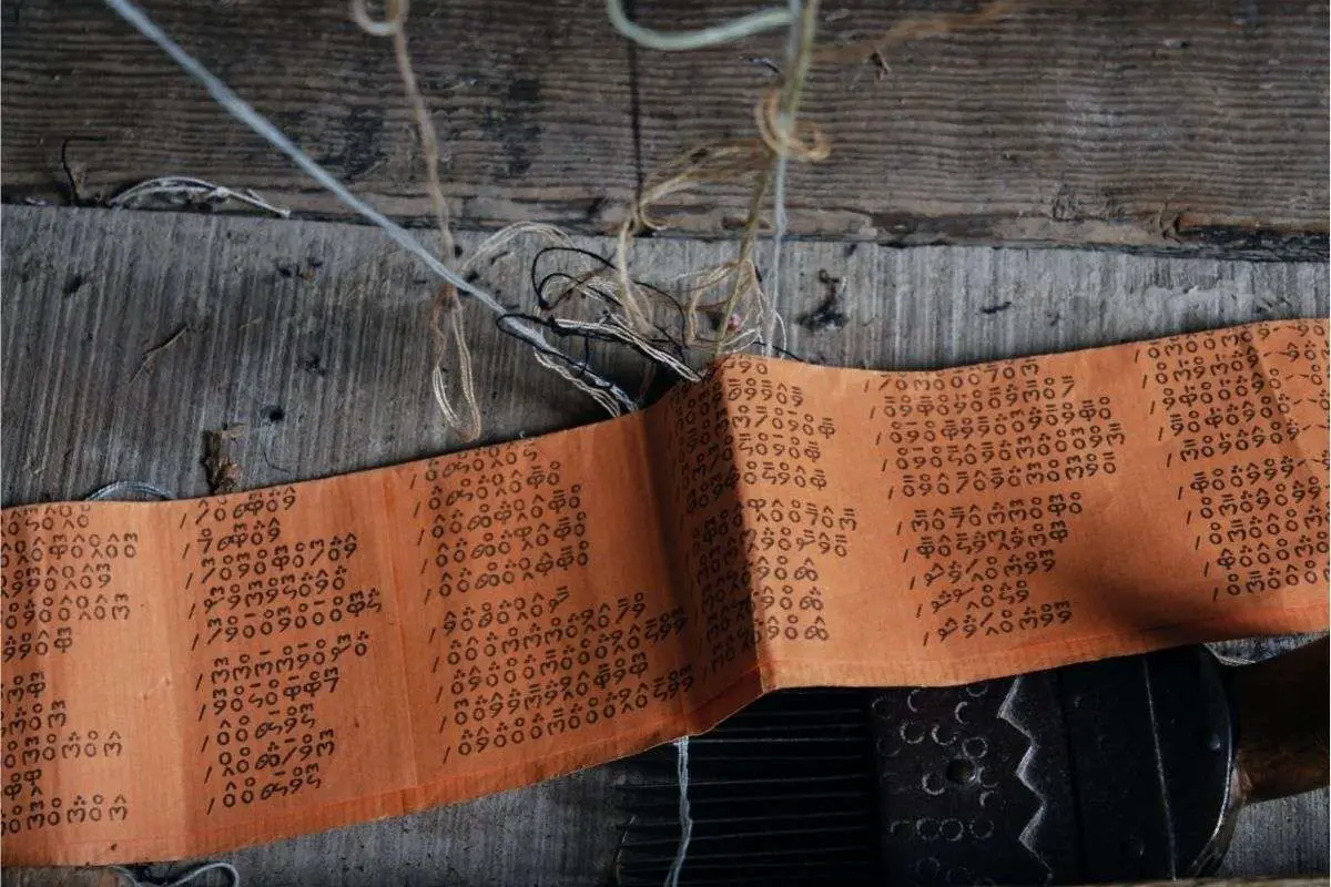 Código escrito a mano para tejer pashmina, Srinagar