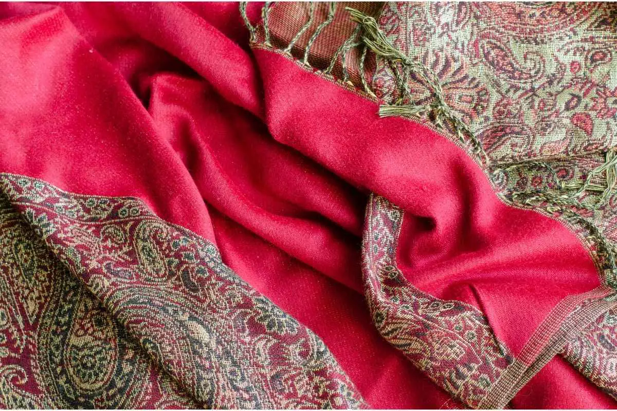 Texture of cashmere pashmina textile