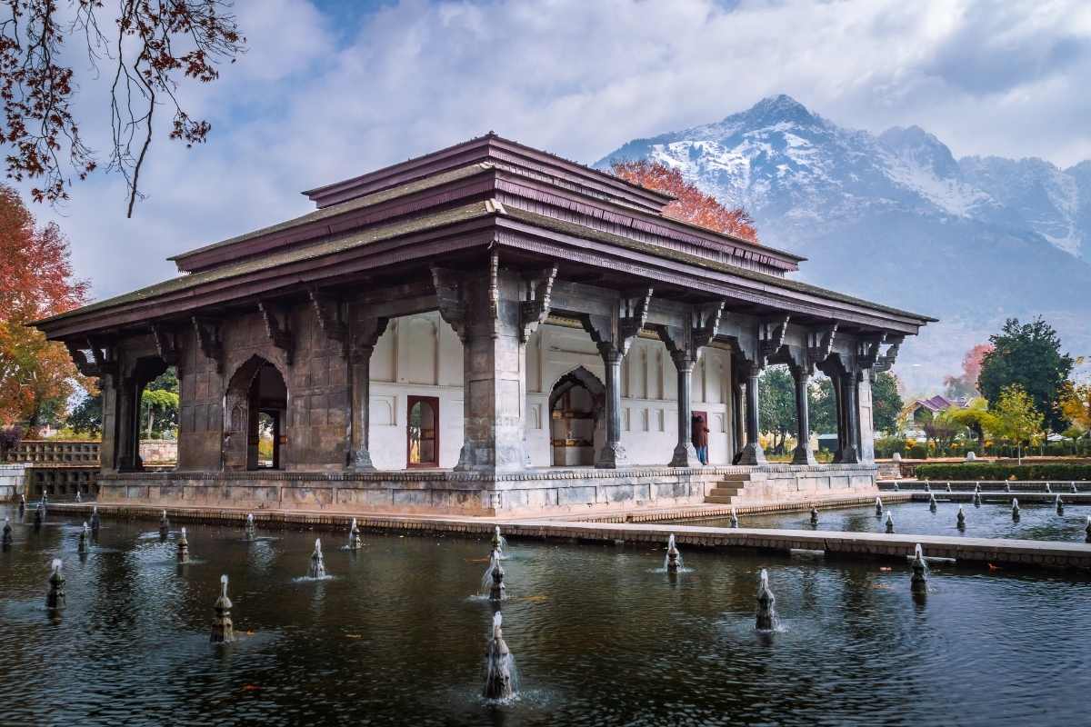 Mughal Heritage Building - Shalimar Bagh